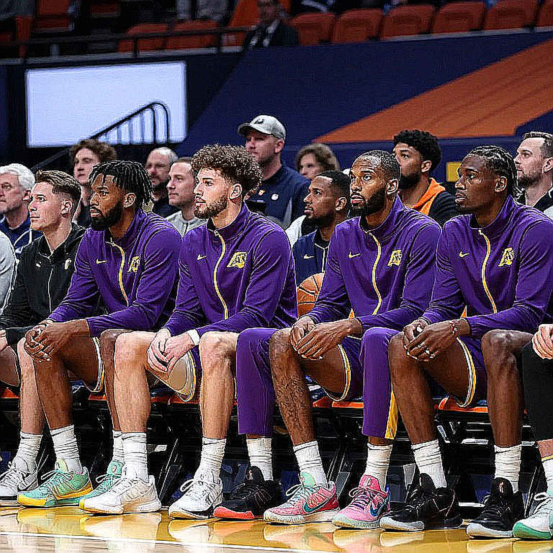 Phân Tích Chuyên Sâu NBA: Khi Dữ Liệu Đầu Vào Thất Bại Và Bài Học Về Quy Trình Phân Tích Thể Thao Chuyên Nghiệp
