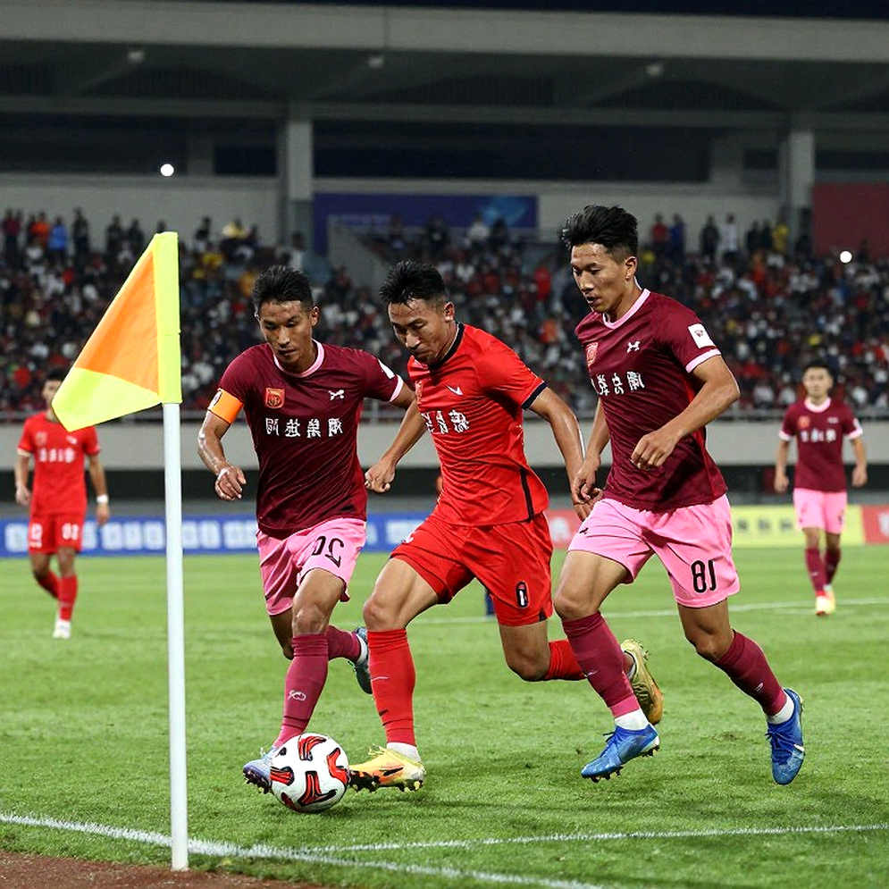 Empty data and professional standards: football analysis must learn to say no