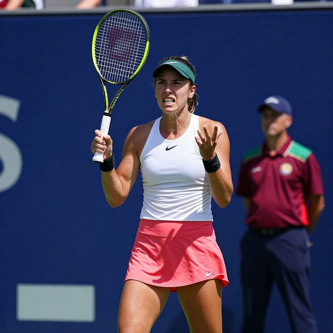 Alcaraz cứu hai match point trước Fritz tại Laver Cup: cú drop shot và cuốn sổ không biết nói dối Alcaraz cứu hai match point trước Fritz tại Laver Cup: cú drop shot và cuốn sổ không biết nói dối