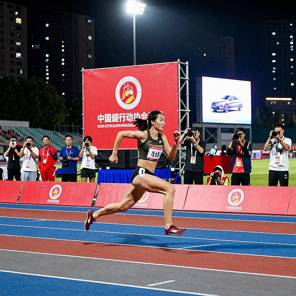 Naomi Korir: Chung kết Commonwealth với cơ thể rò rỉ và khoảng trống dữ liệu