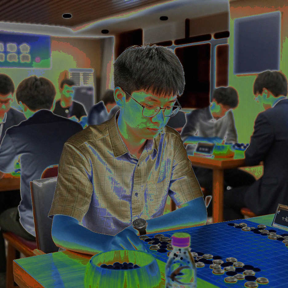 Firouzja hạ Carlsen sau 49 nước: Global Chess League định đoạt suất chung kết bằng game point