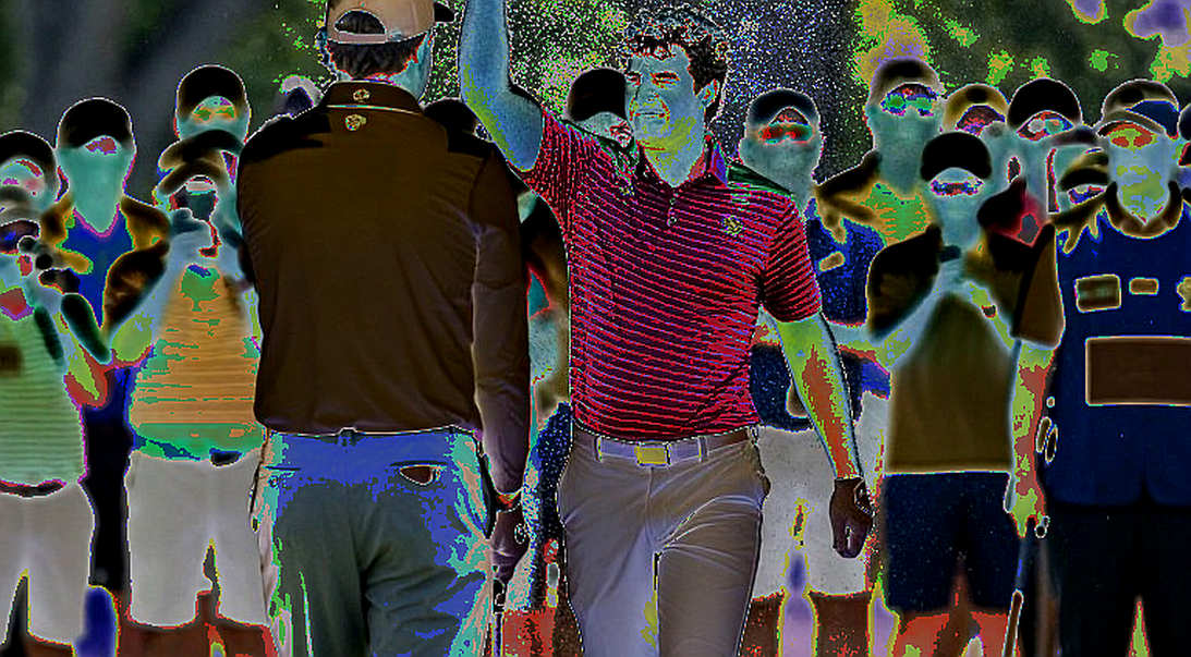 Cuộc Chia Đôi Của Golf Đỉnh Cao