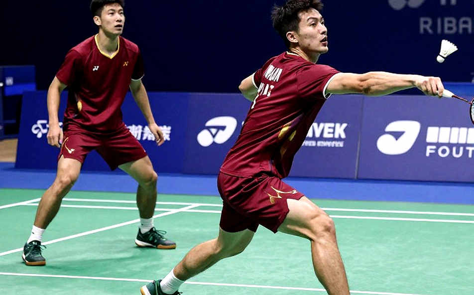 Kumamoto Masters 2026: Shi Yuqi rút lui, Li Shifeng gánh tuyến đơn nam Trung Quốc và bài toán phòng y tế
