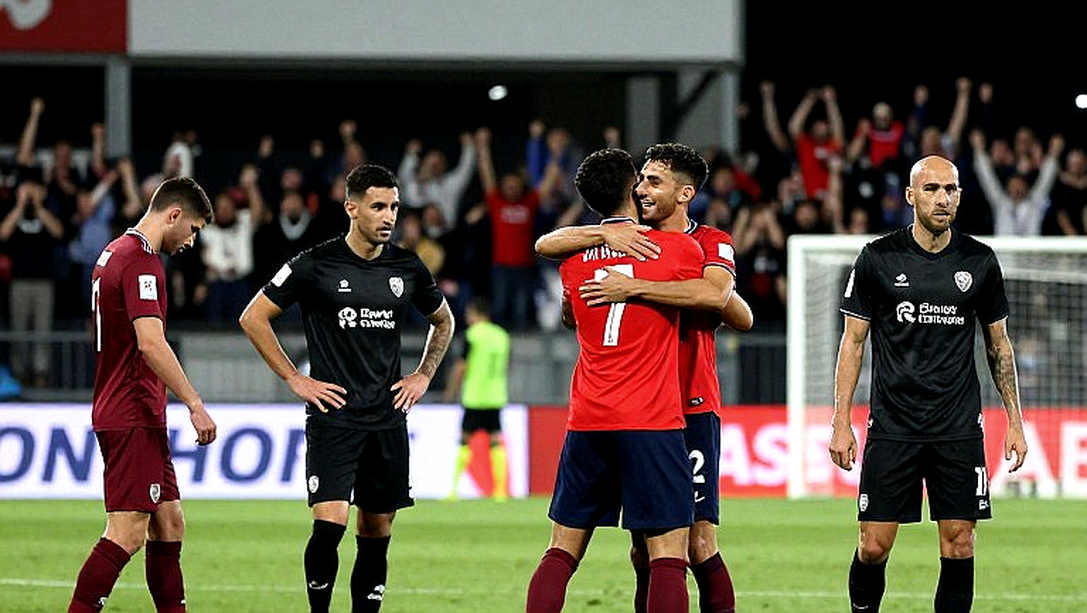 Mbappé và 13 bàn vào lưới Barcelona: bảng thống kê nói khác tiêu đề
