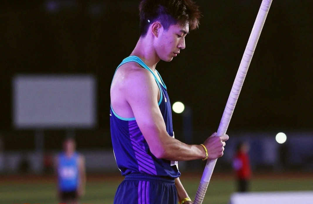 Hồng Lệ, Anh Khôi vô địch Marathon Hà Nội mùa 5: Kỷ lục đường chạy và khoảng cách 40 phút với thế giới Hồng Lệ, Anh Khôi vô địch Marathon Hà Nội mùa 5: Kỷ lục đường chạy và khoảng cách 40 phút với thế giới