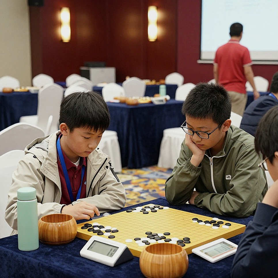 Elephant Gambit và khoảng trống sau tiêu đề Bundesliga: khi nước đi thứ hai được bán như một bí mật Elephant Gambit và khoảng trống sau tiêu đề Bundesliga: khi nước đi thứ hai được bán như một bí mật