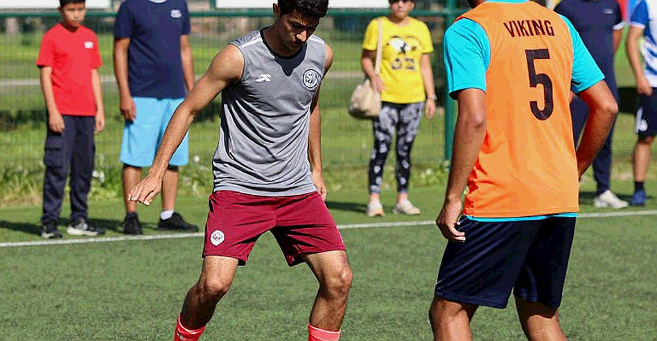 Kevin Diks trao bóng cho Ole Romeny: khoảnh khắc lãnh đạo và khoảng trống dữ liệu của Indonesia