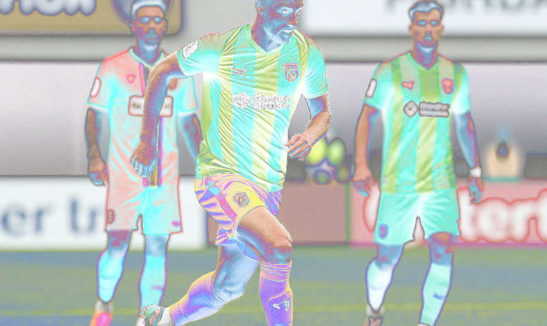 McKenna, Carrick and the £7 Million Clause: An Unverified Chain at Old Trafford McKenna, Carrick and the £7 Million Clause: An Unverified Chain at Old Trafford