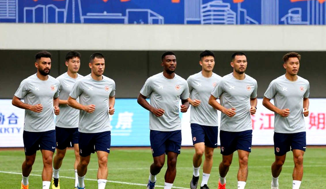 Olaha Manh Duc: The "Cao Cao" Name Hiding a Naturalization Race the V.League Has Not Dared to Name Olaha Manh Duc: The "Cao Cao" Name Hiding a Naturalization Race the V.League Has Not Dared to Name