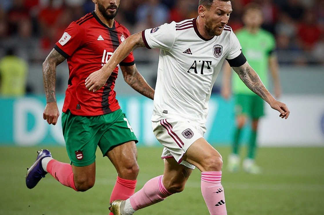 Ghế thứ 19 của Liga MX: UdeG và cánh cửa mở bằng hợp đồng, không bằng điểm số