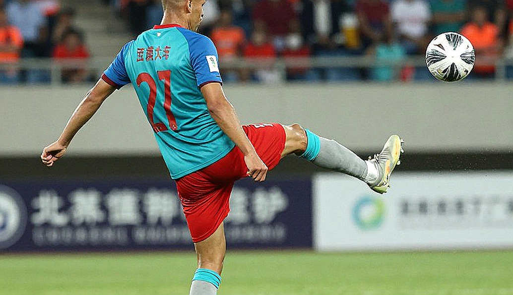 Đêm Rajamangala và bài toán thế hệ: Bóng đá Việt Nam sau ngôi vương AFF Cup 2026
