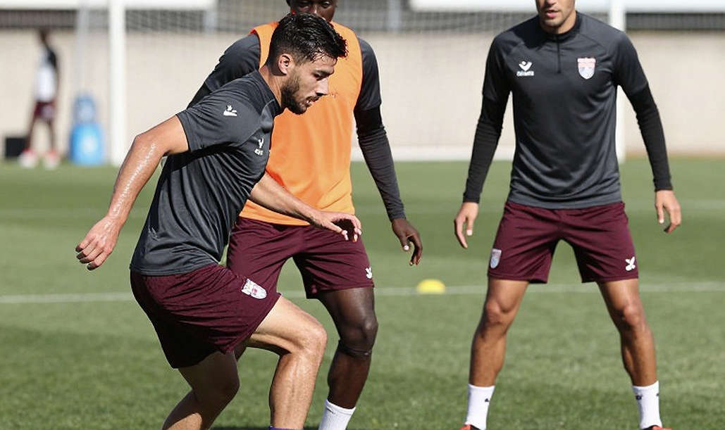 Totti Refused to Hand Dybala the Roma No 10: The Unwritten Rule at AS Roma Totti Refused to Hand Dybala the Roma No 10: The Unwritten Rule at AS Roma