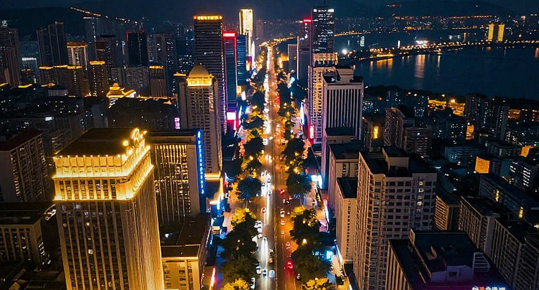 Jemma Reekie: Từ cú ngã gây chấn động đến kỷ lục road mile châu Âu