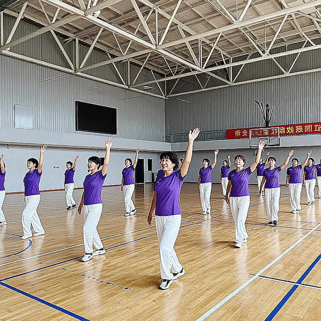 Nguyễn Tiến Minh thắng vòng loại Vietnam Open 2026 trước Nguyễn Hoàng Thái Sơn, Lê Đức Phát chấn thương
