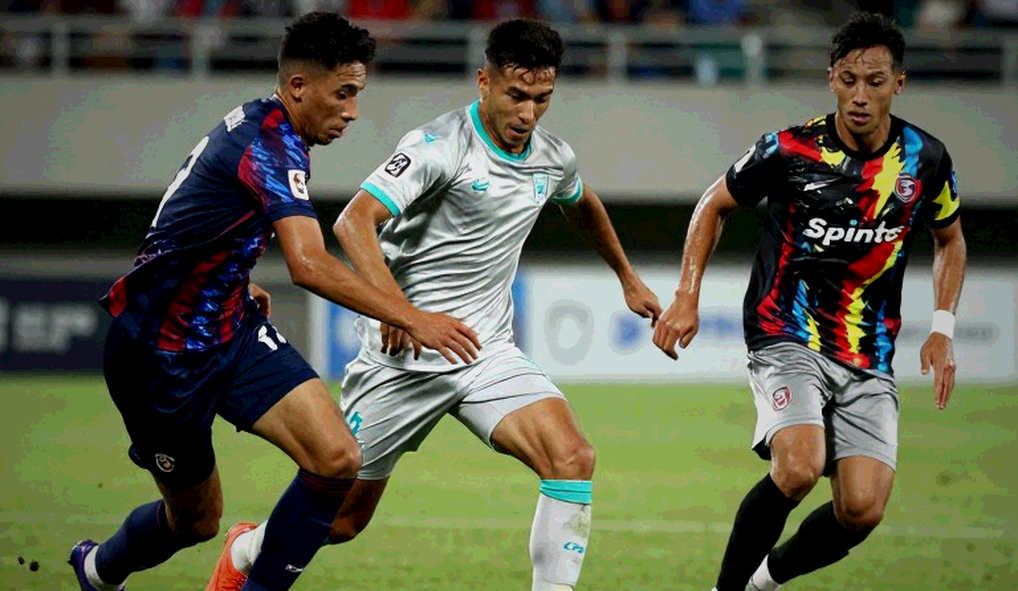 Án treo 4 trận V.League của Đoàn Văn Hậu: án ở câu lạc bộ và cánh cửa đội tuyển