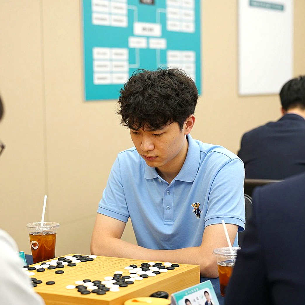 Javokhir Sindarov Hòa Carlsen Ở GCL 2026: Bài Học Về Chuẩn Bị Mở Đầu Và Phong Cách Vị Trí