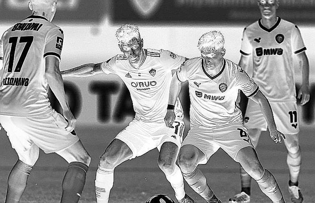 Netherlands 2-2 Greece: The First 45 Minutes Expose a Football Nation in Self-Delusion Netherlands 2-2 Greece: The First 45 Minutes Expose a Football Nation in Self-Delusion
