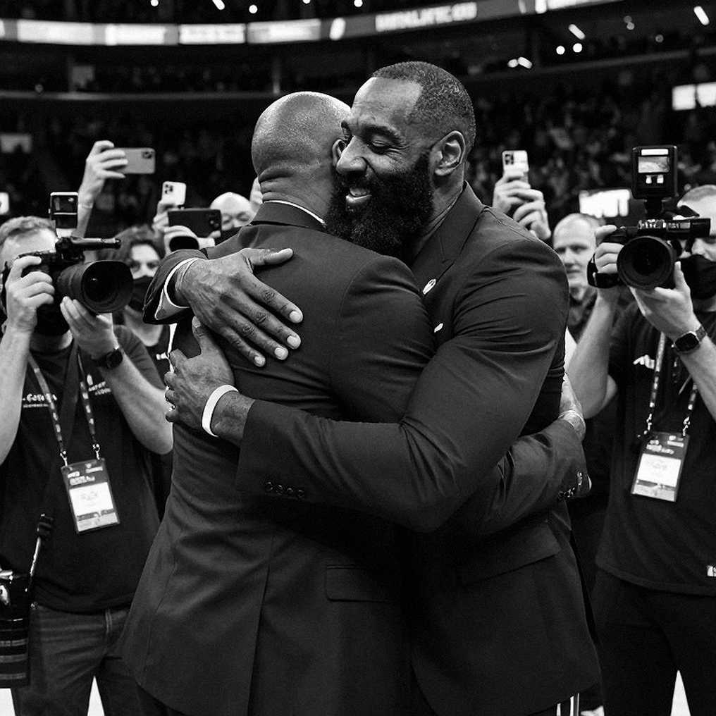 EuroLeague Super Cup đầu tiên ở Abu Dhabi: bảng điểm chỉ kể một nửa câu chuyện EuroLeague Super Cup đầu tiên ở Abu Dhabi: bảng điểm chỉ kể một nửa câu chuyện